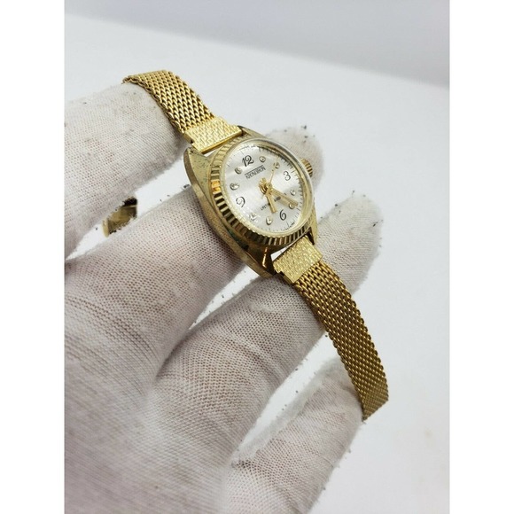 Vintage Womens Kronotron Hand Wind Watch main image 11